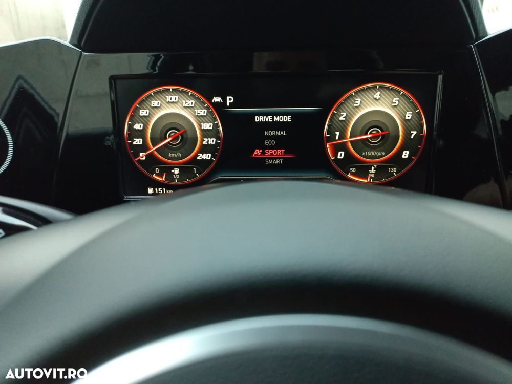 Hyundai Elantra 1.6 l 123 CP CVT Highway - 24