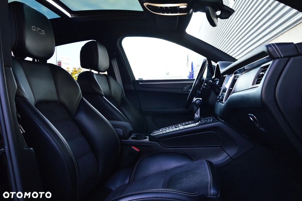 Porsche Macan GTS - 21