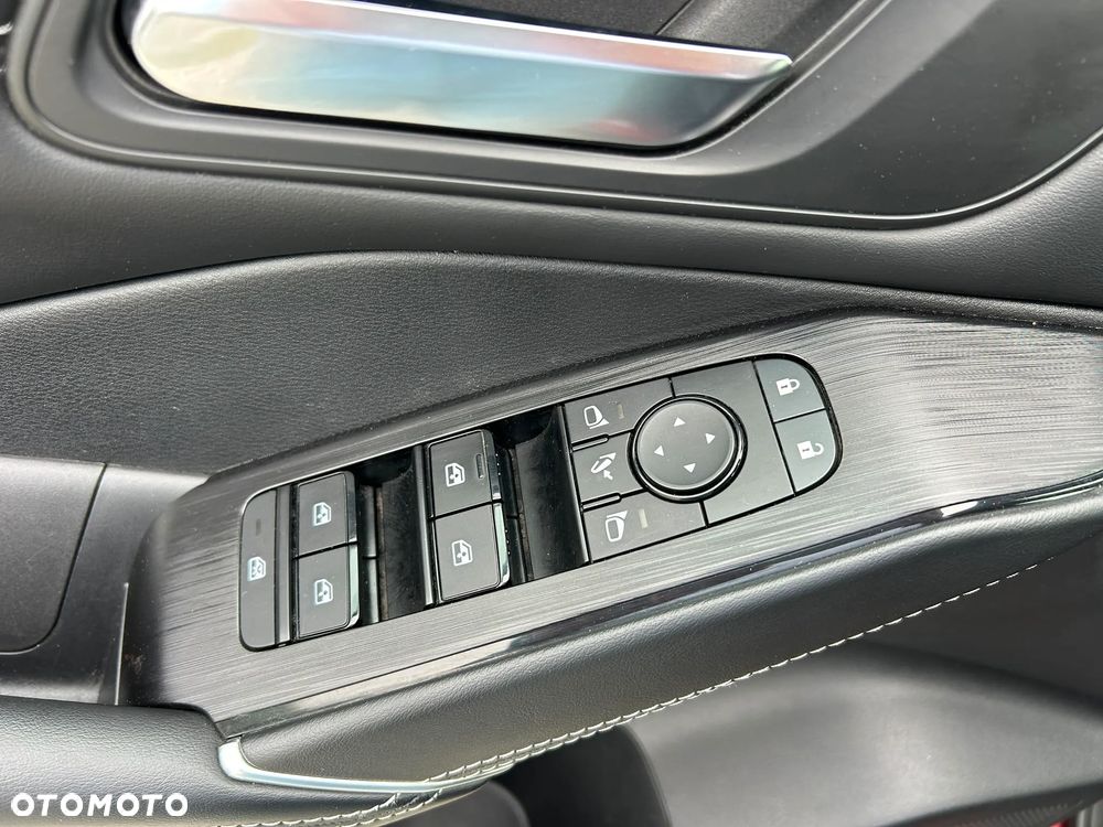 Nissan Qashqai 1.3 DIG-T MHEV N-Connecta Xtronic - 8