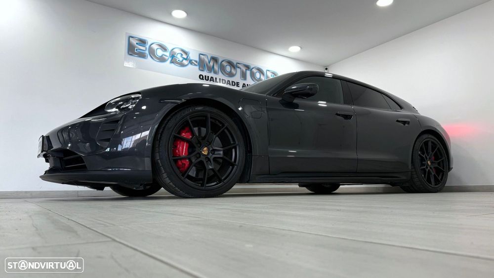 Porsche Taycan Sport Turismo GTS - 9