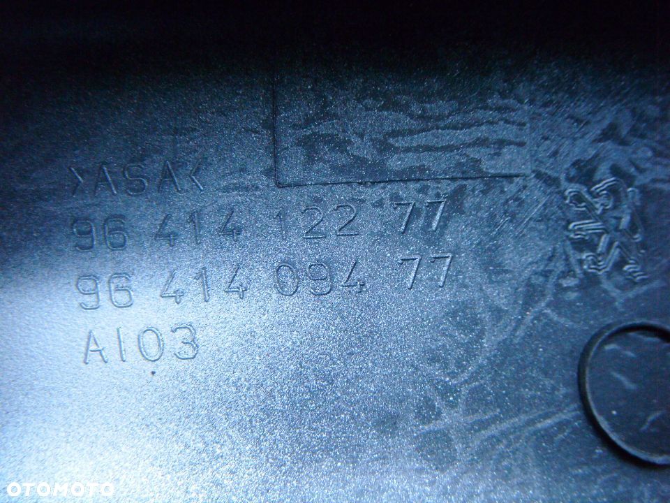 peugeot  307 kombi 03r zaślepka relingu lewy przód - 2