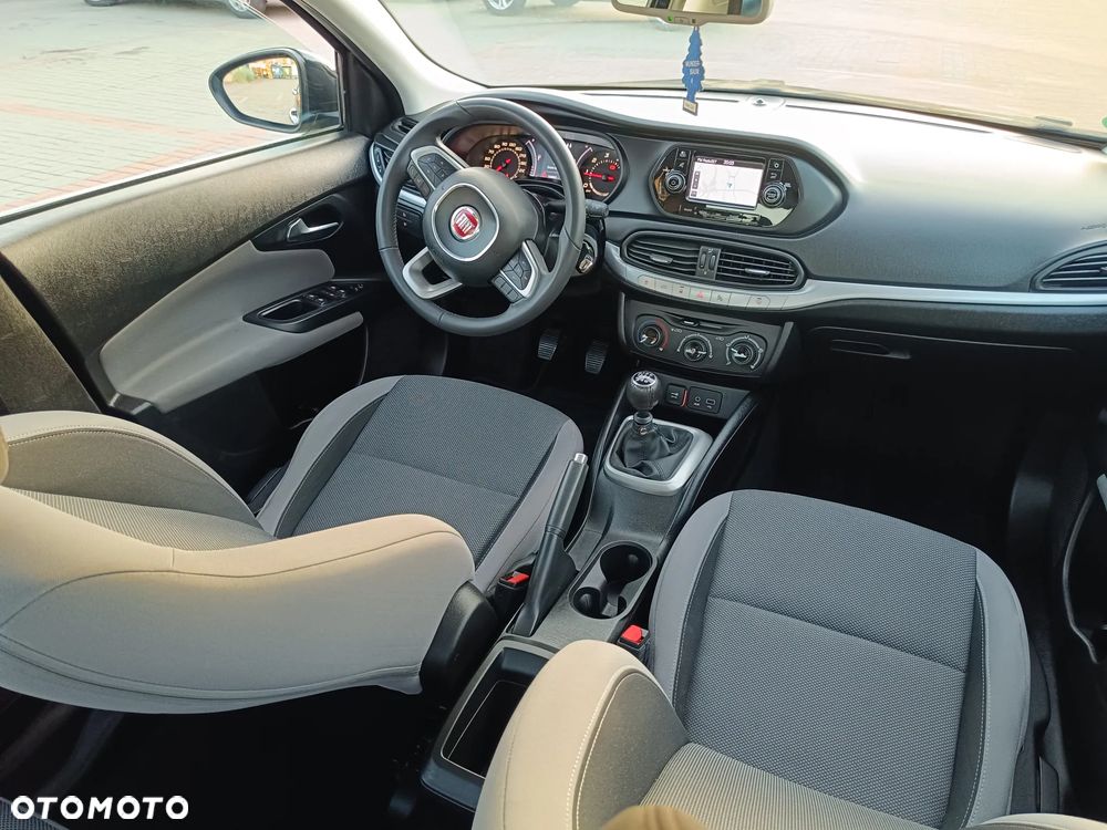 Fiat Tipo 1.6 MultiJet Easy - 25