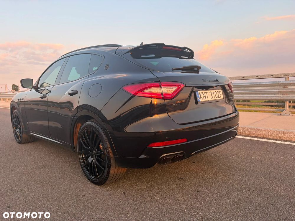 Maserati Levante Q4 - 9