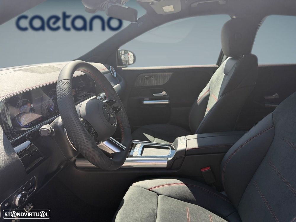 Mercedes-Benz EQA 250+ AMG Line - 12