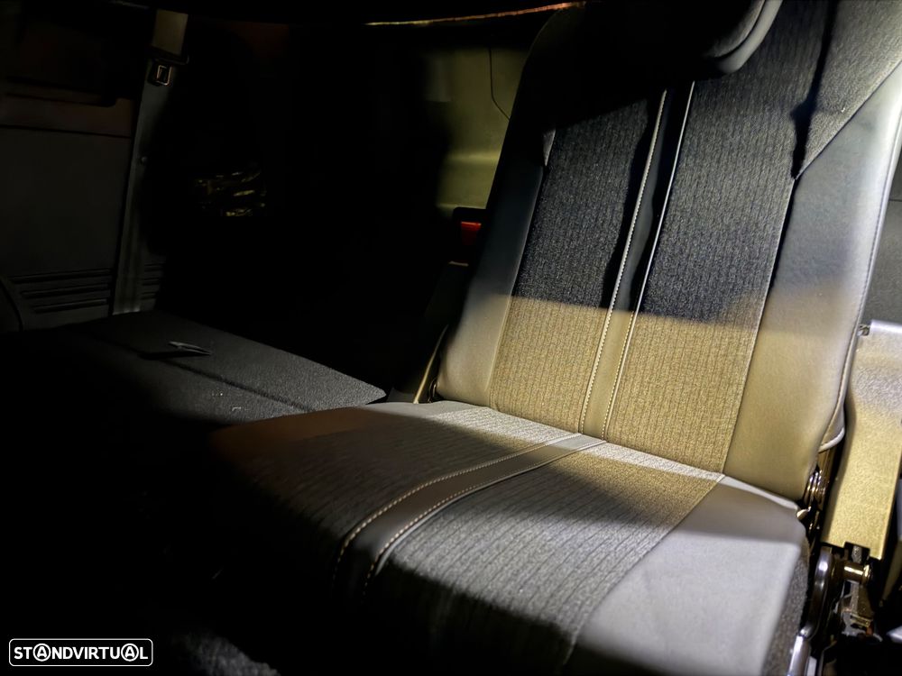 Peugeot 5008 1.5 BlueHDi GT Line EAT8 - 19