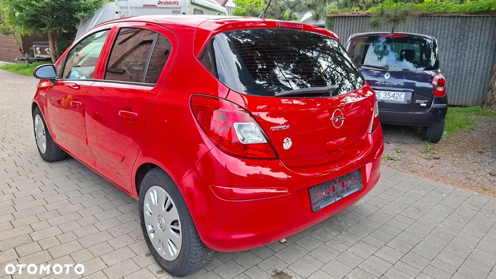 Opel Corsa 1.2 16V Innovation - 4