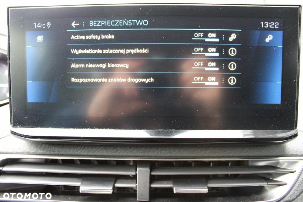 Peugeot 3008 - 25