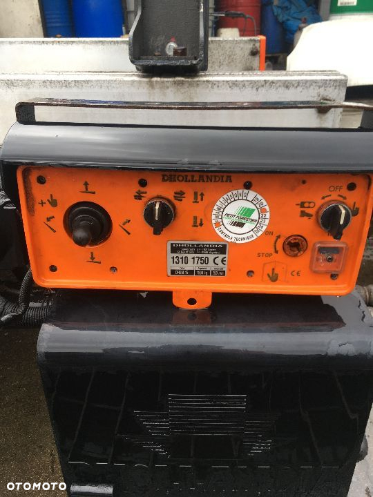 Winda Dhollandia 24V 2013R 1500kg chowana pod kontener - 4