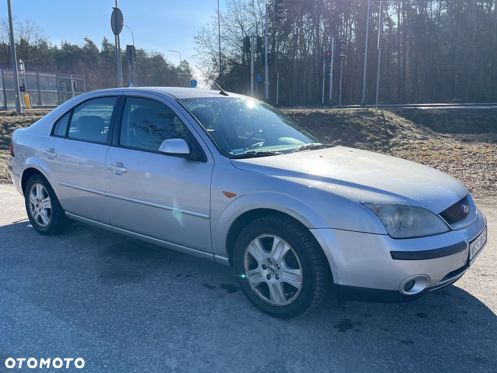 Ford Mondeo 2.0 TDDi Ghia - 5