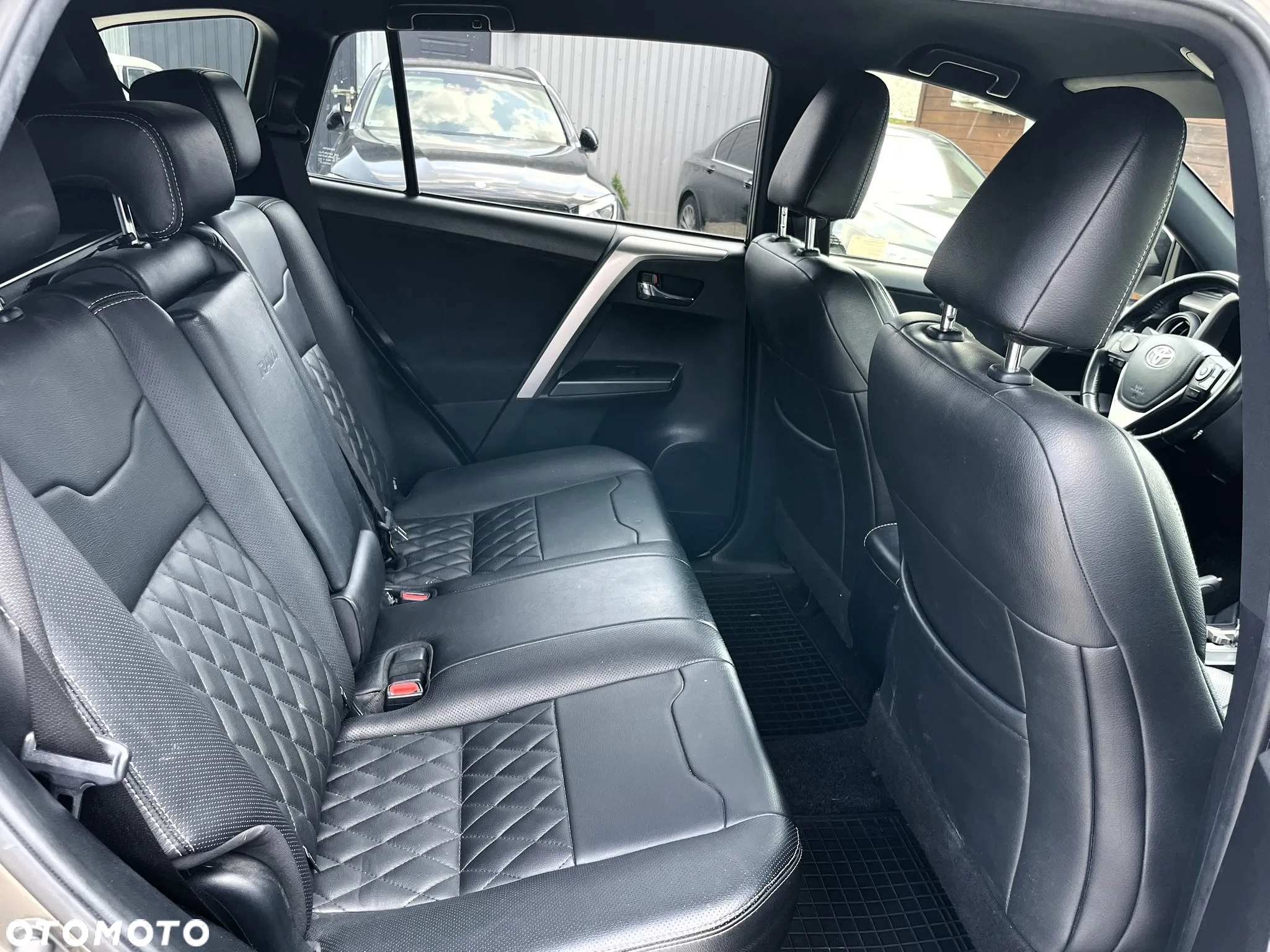 Toyota RAV4 Hybrid Prestige 4x4 - 13