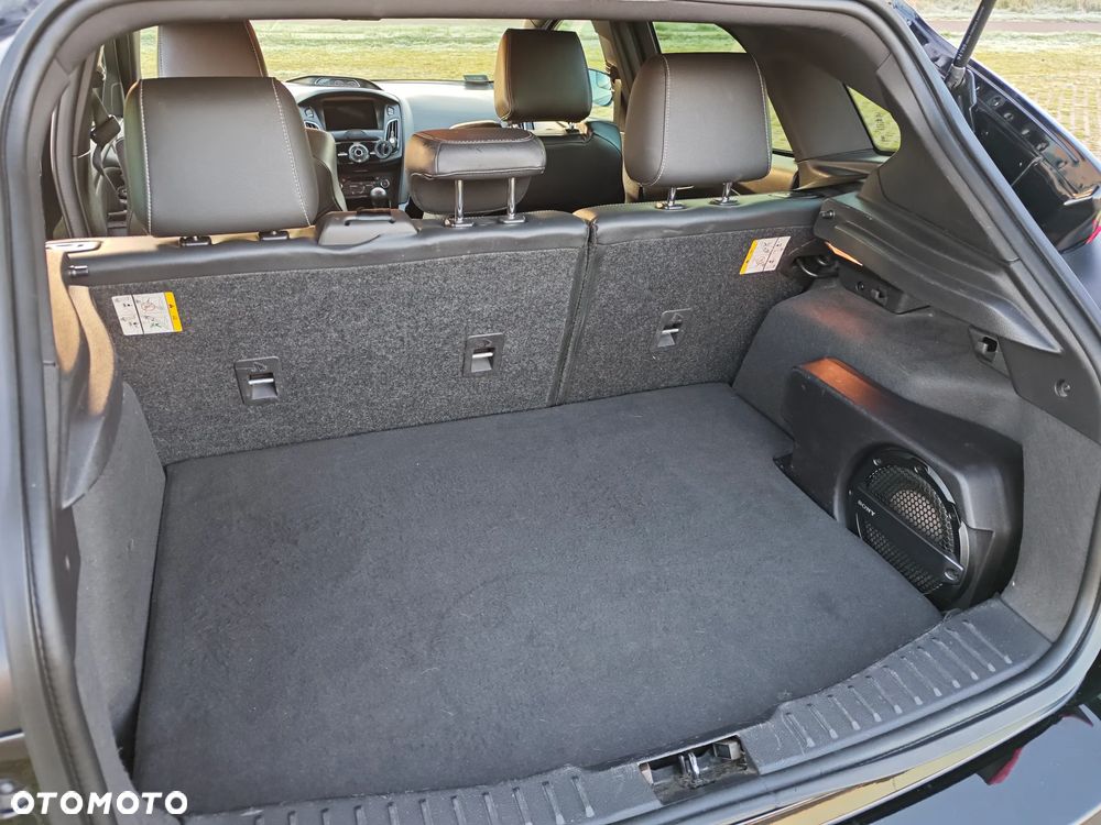 Ford Focus 2.0 EcoBoost ST mit Leder-Exclusiv-Paket - 19