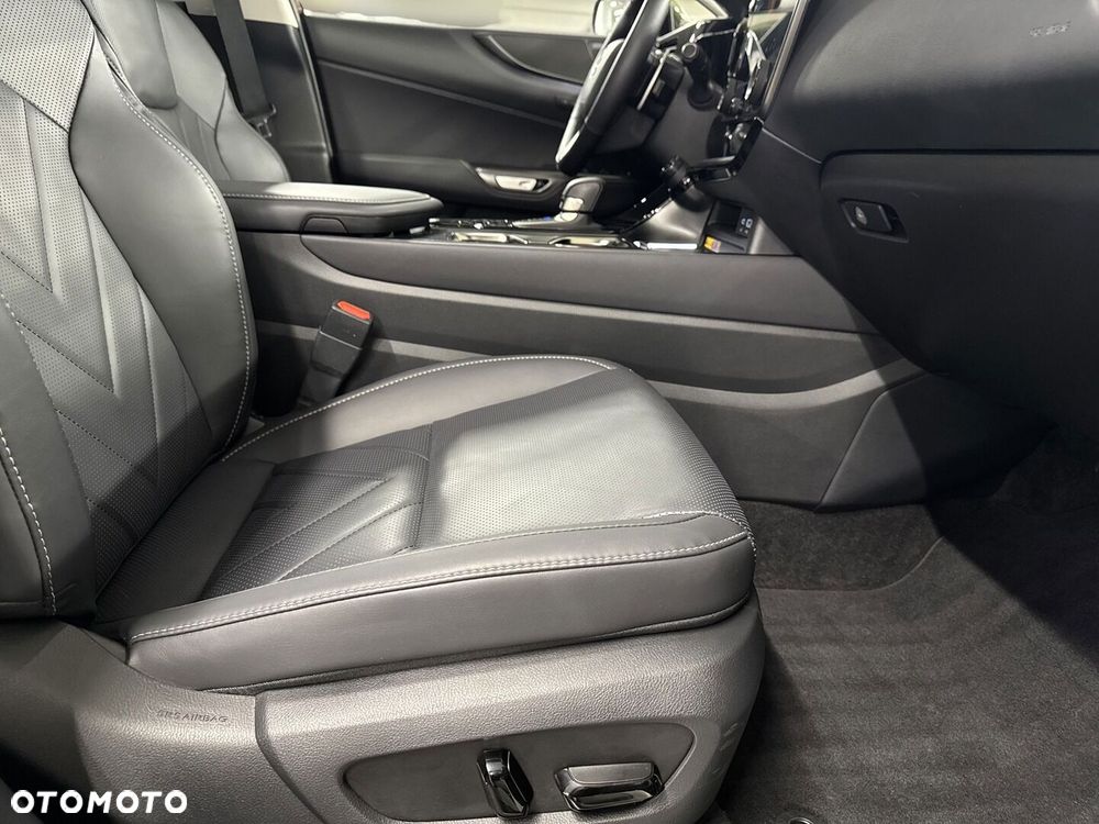 Lexus NX 350h Omotenashi AWD - 27
