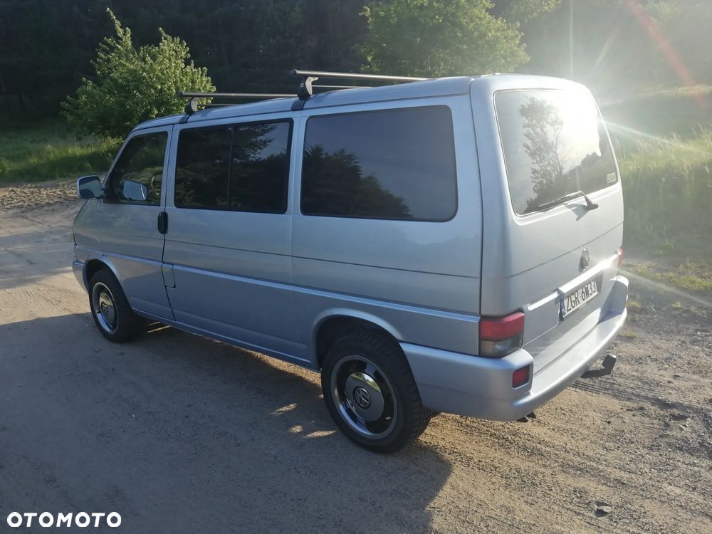 Volkswagen Multivan Standard - 4