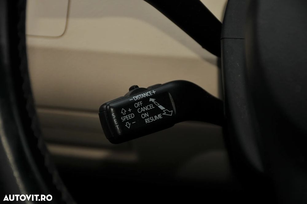 Volkswagen Passat CC - 18