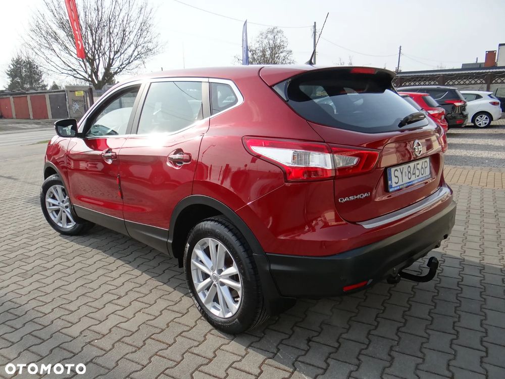 Nissan Qashqai 1.2 DIG-T Xtronic TEKNA+ - 4