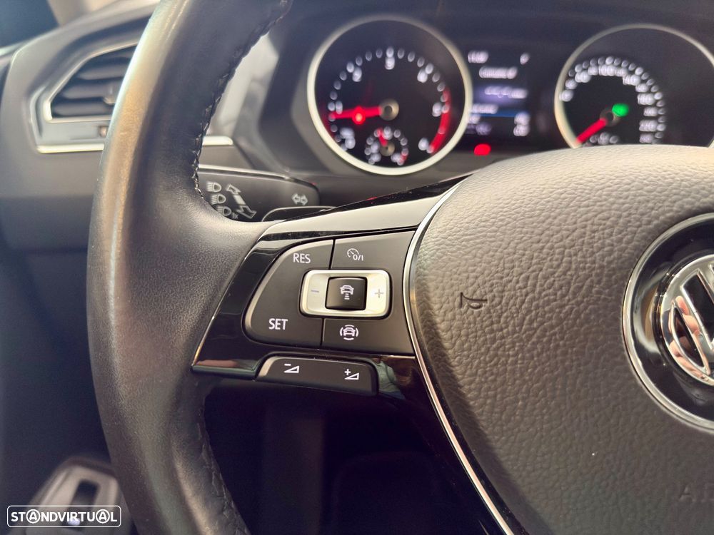 VW Tiguan Allspace 2.0 TDI Confortline DSG - 13