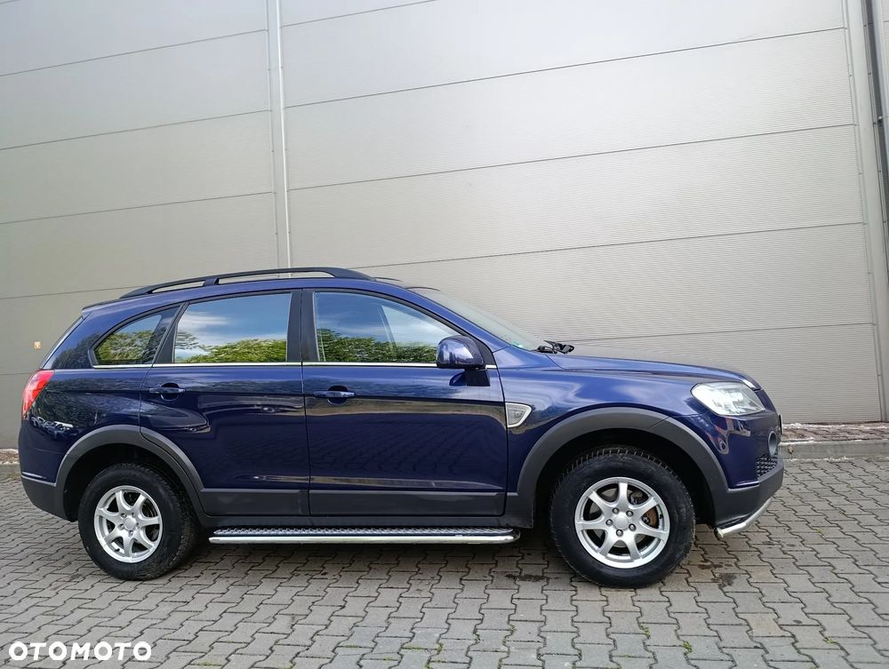 Chevrolet Captiva 2.4 LS 5os - 7