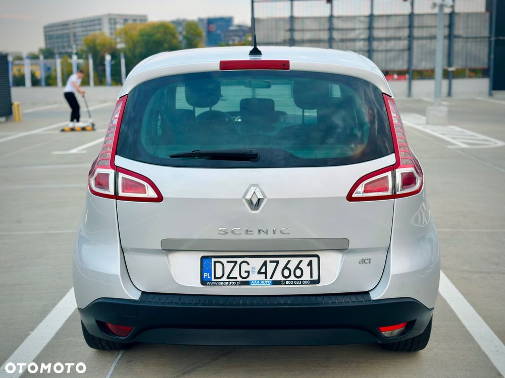 Renault Scenic dCi 110 LIMITED - 19