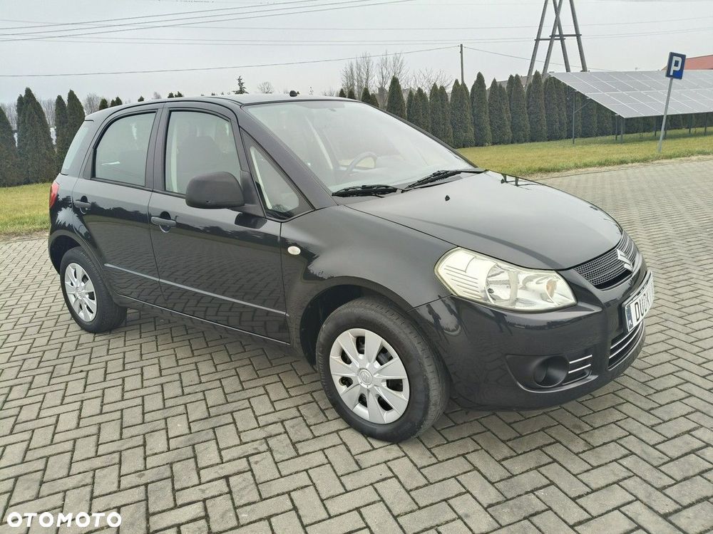 Suzuki SX4 - 3