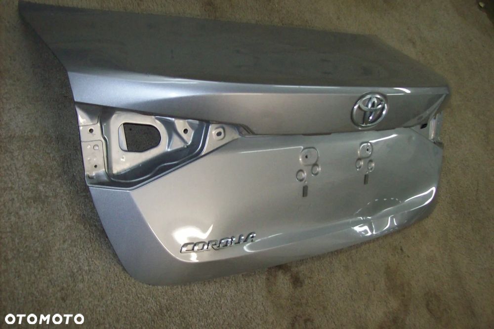 tylna klapa toyota corolla e-21 - 3