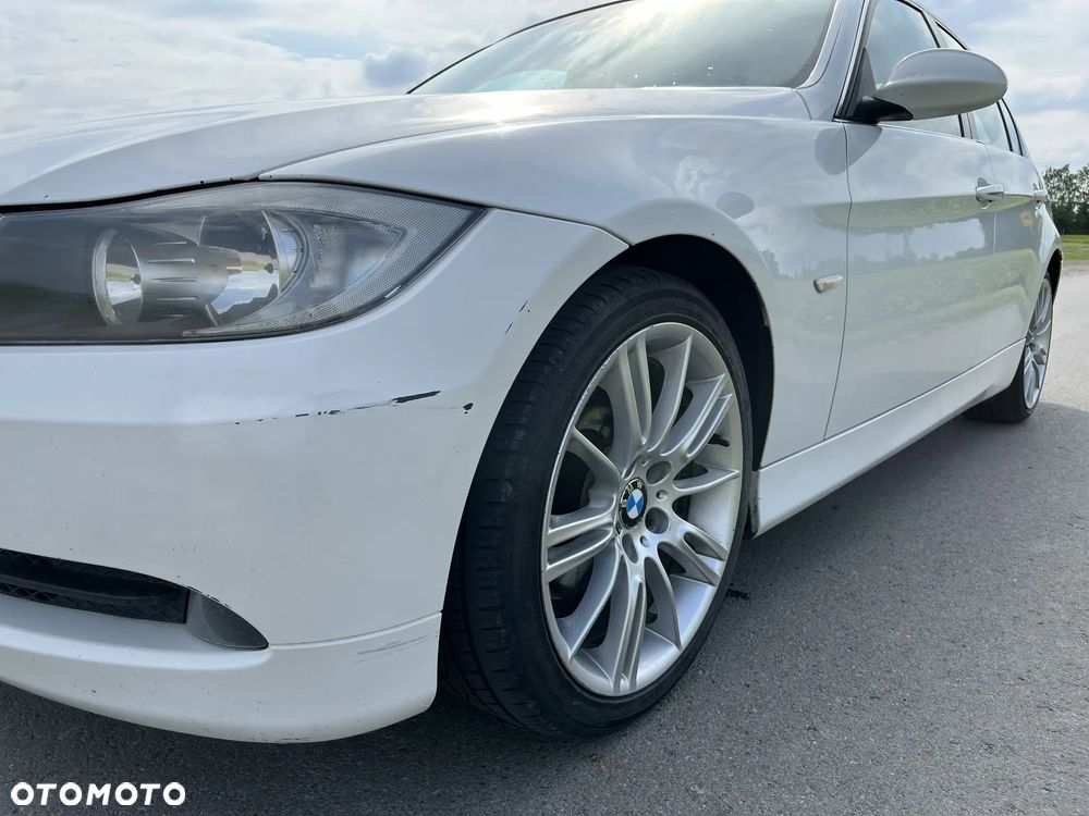 BMW Seria 3 320d - 17