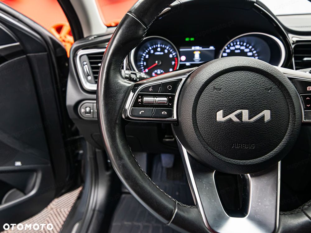 Kia XCeed 1.5 T-GDI Business Line - 13