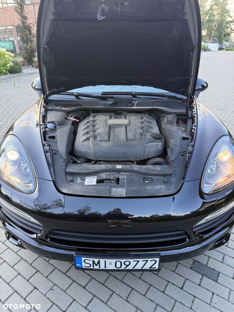 Porsche Cayenne - 12