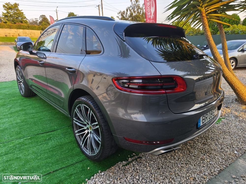 Porsche Macan Turbo - 4