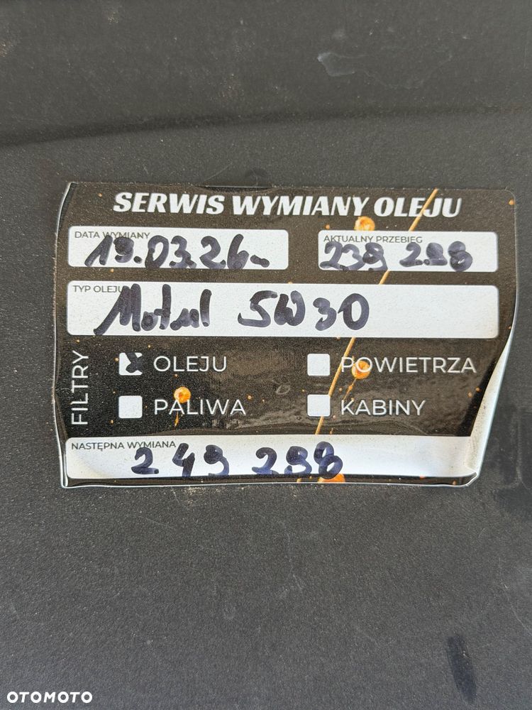 BMW Seria 1 120d DPF - 18