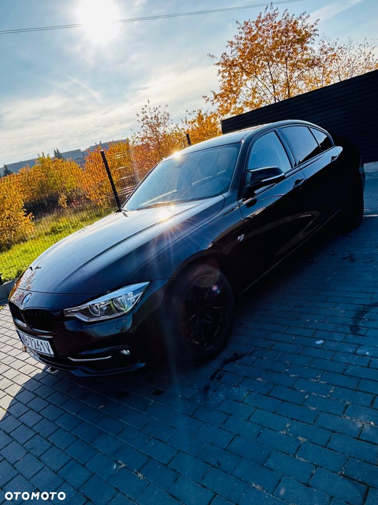 BMW Seria 3 318i Sport Line - 12