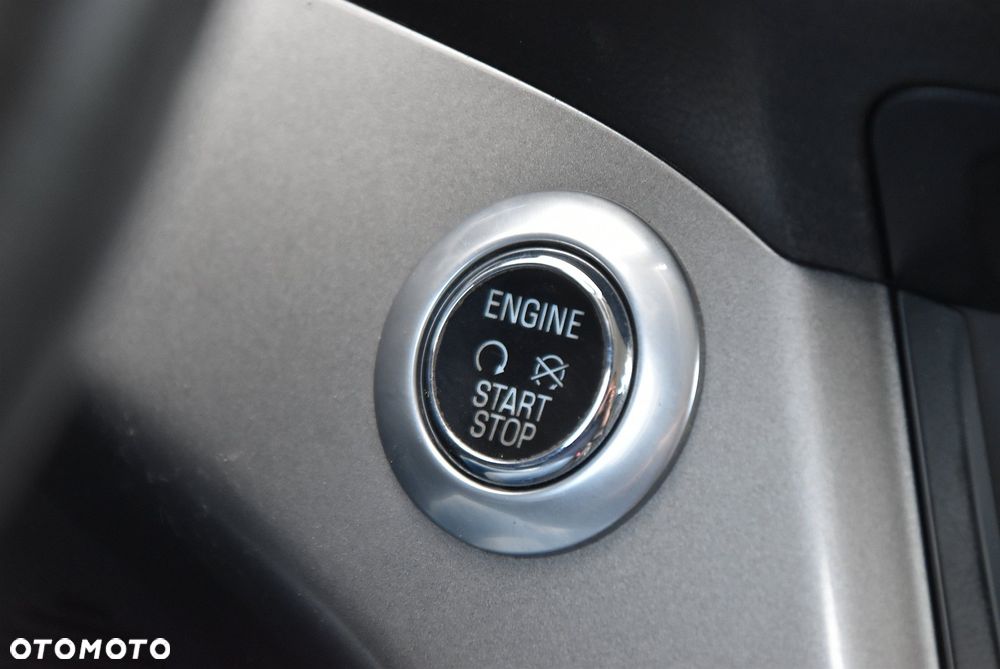 Ford Kuga - 35