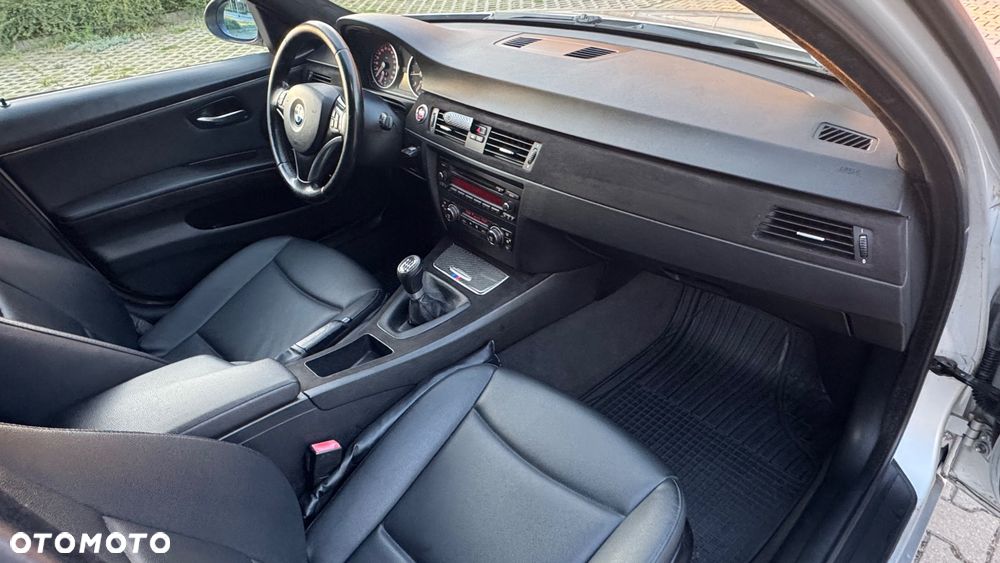 BMW Seria 3 - 29