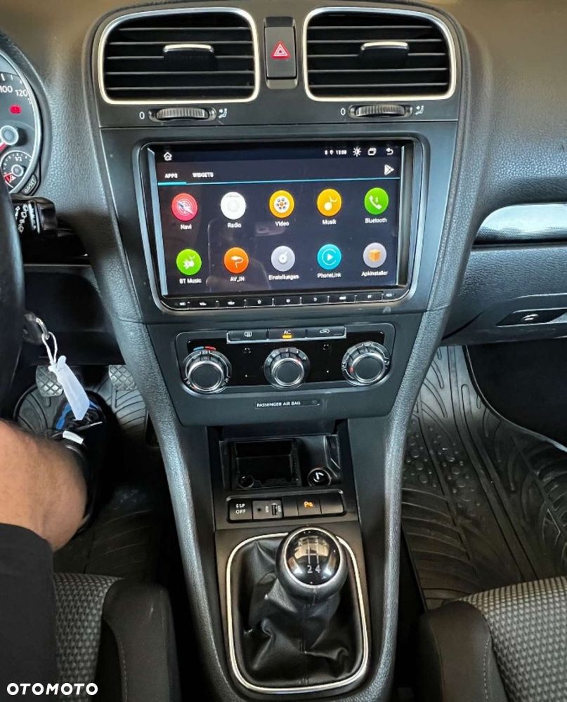 Volkswagen Golf - 11