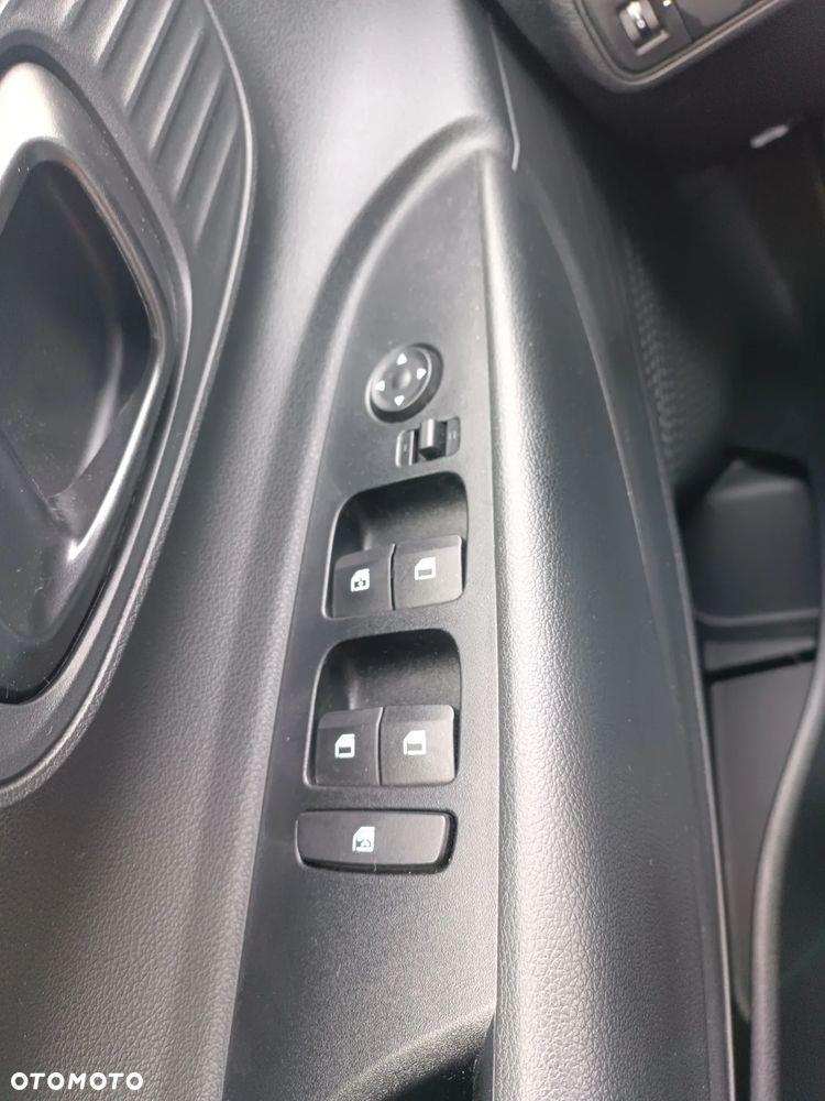 Hyundai i20 - 20