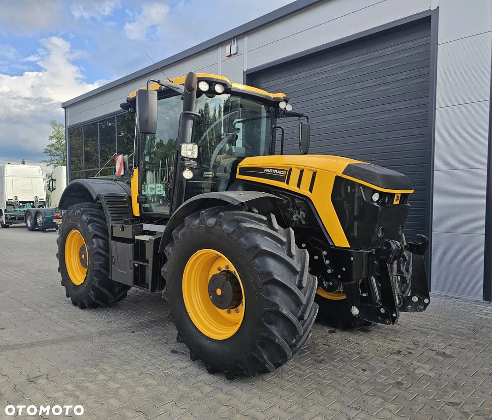 JCB FASTRAC 4220 - 1