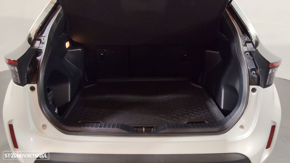 Toyota Yaris Cross 1.5 HDF Square Collection AWD - 11