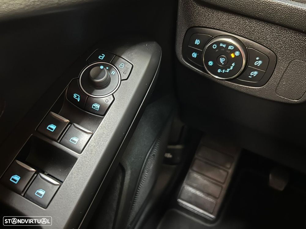 Ford Focus SW 1.0 EcoBoost MHEV Active X - 18