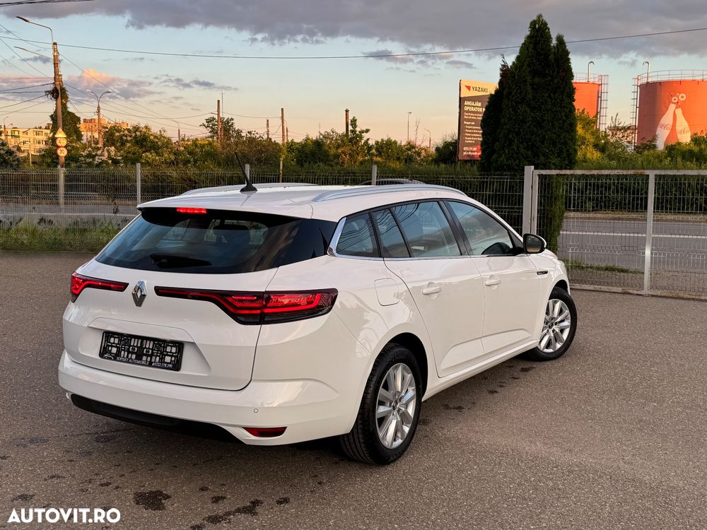 Renault Megane BLUE dCi EDC Limited - 25