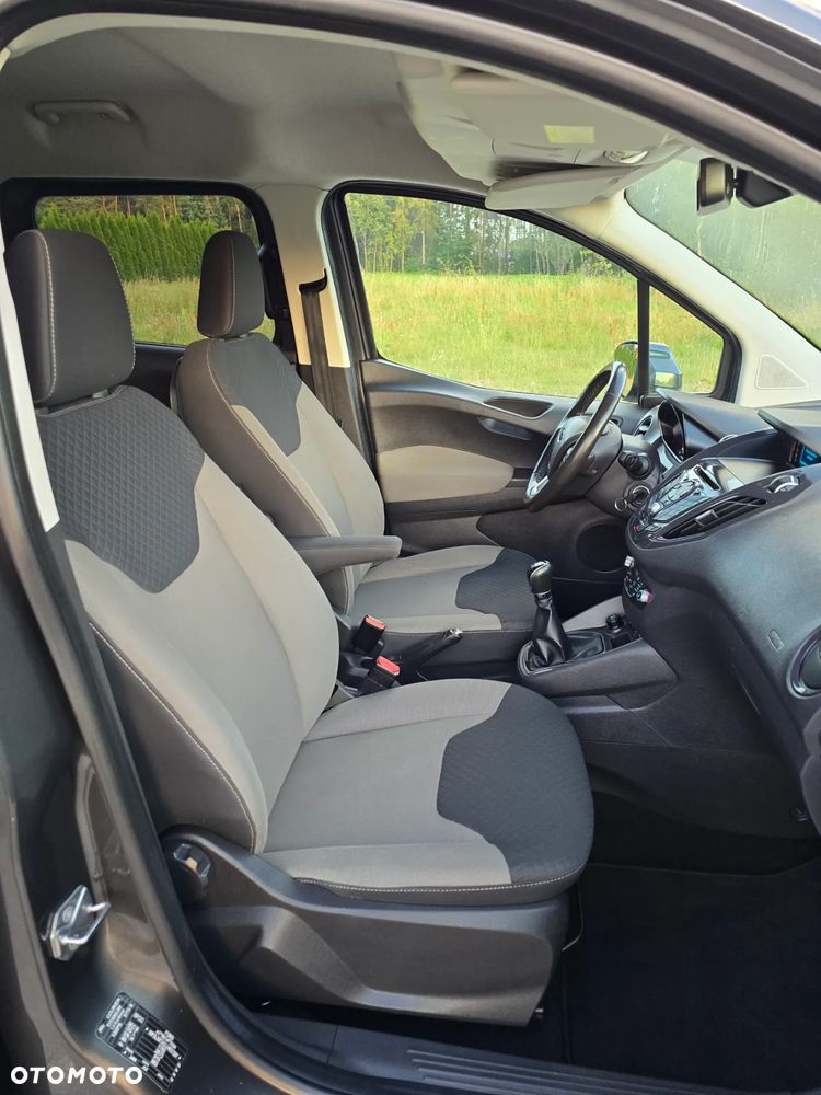 Ford Tourneo Courier 1.0 EcoBoost Titanium - 5