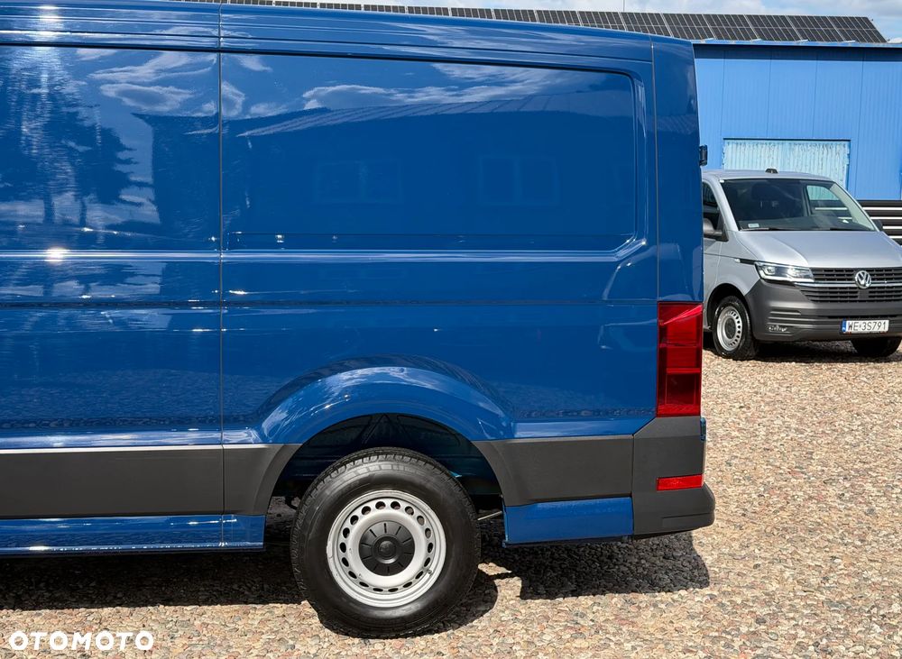 Volkswagen CRAFTER L2H1 Salon Polska Jak Nowy Pełny serwis ASO VW Trwał silnik 2.0TDI 140KM bez BiTurbo! Kamera cofania Parktroniki Przód oraz Tył, Fabryczna zabudowa przestrzeni ładunkowej, Homologacja VAT-1 Alarm, Tempomat z ogranicznikiem pręd.. MirrorLink, Android Auto, Apple Carplay, Ekran 6,5' - 31