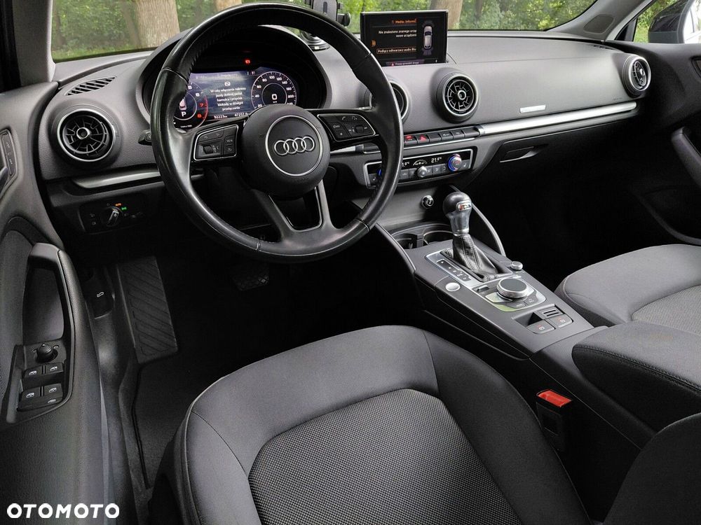 Audi A3 Sportback - 11