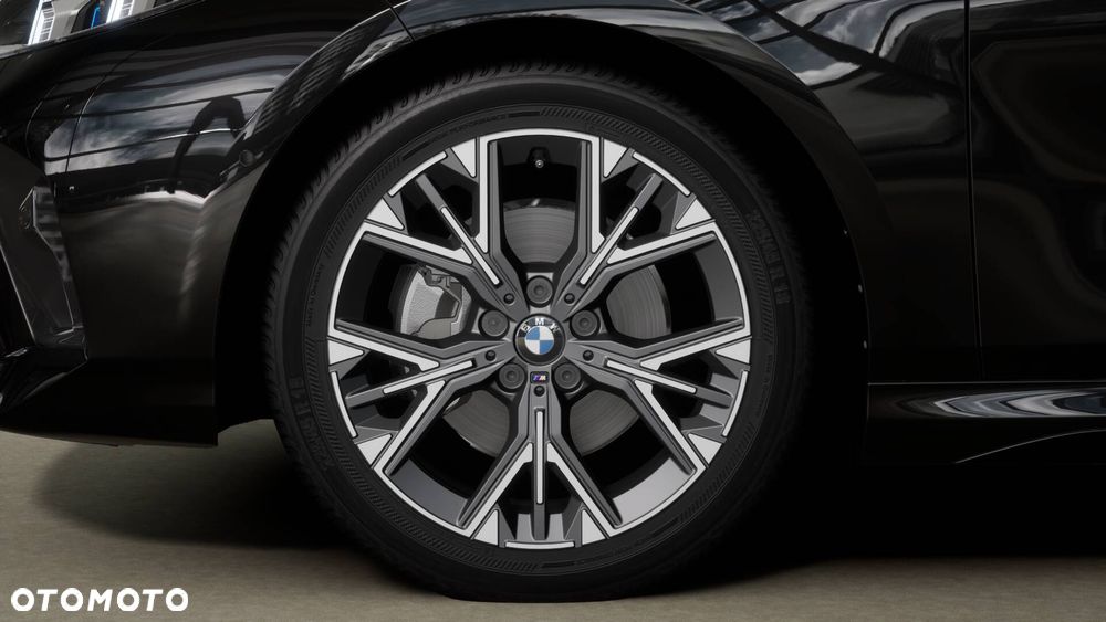 BMW Seria 1 120 mHEV - 9