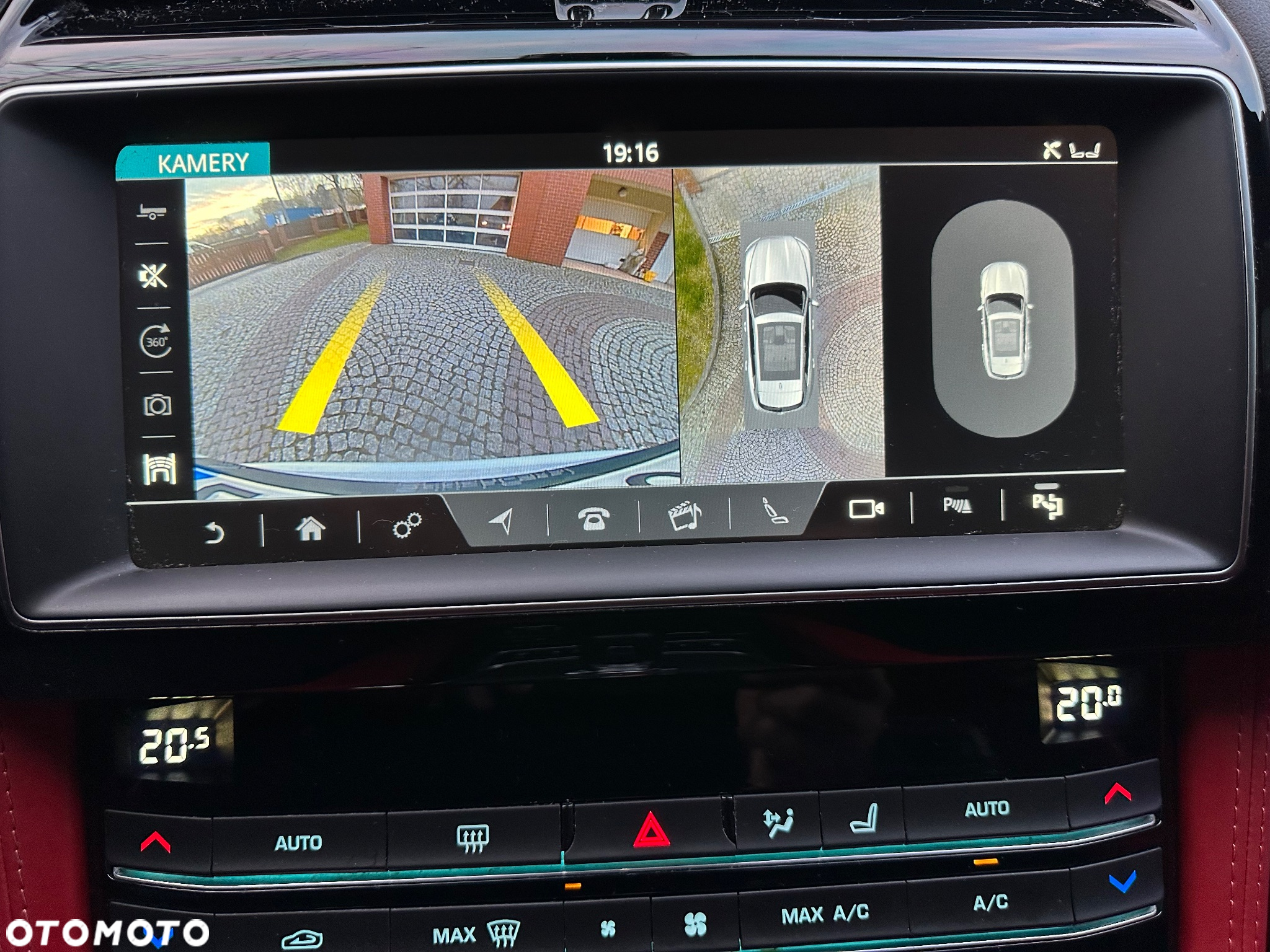 Jaguar F-Pace 5.0 V8 P550 AWD SVR - 12