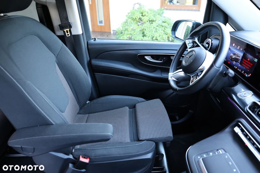 Mercedes-Benz Klasa V 220 d Avantgarde 9G-Tronic (d³ugi) - 13