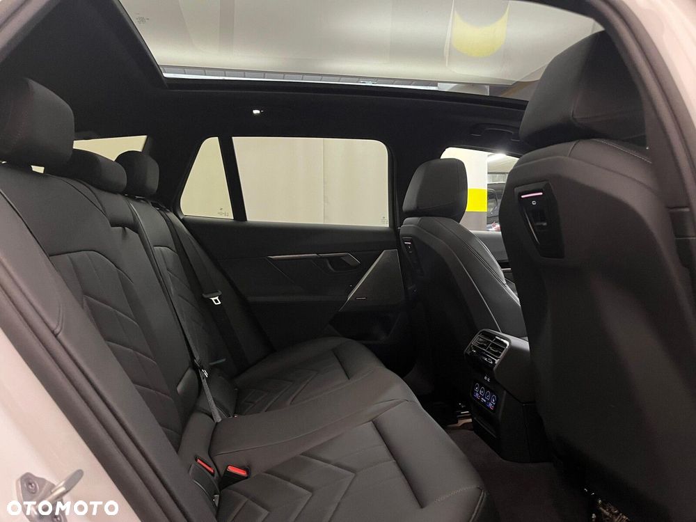 BMW Seria 5 520d mHEV M Sport - 36