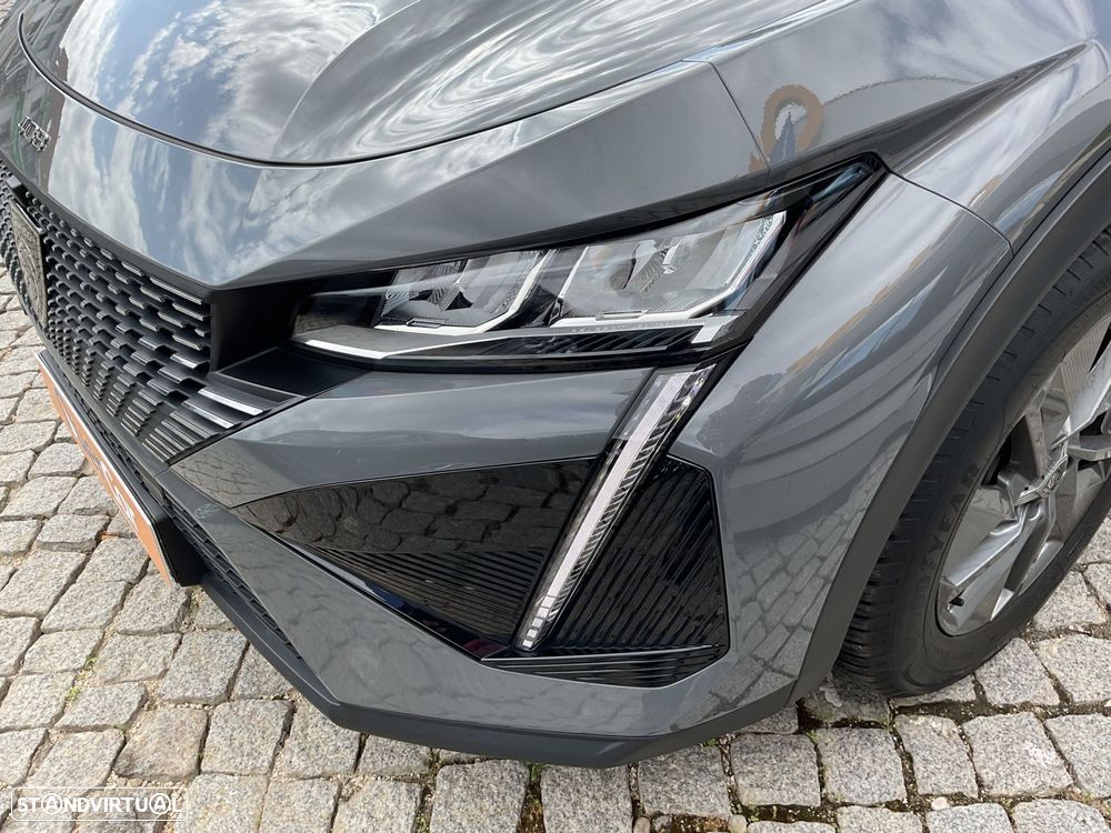 Peugeot 408 1.2 PureTech Allure EAT8 - 40