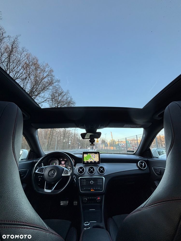 Mercedes-Benz CLA 250 4-Matic AMG Line - 20