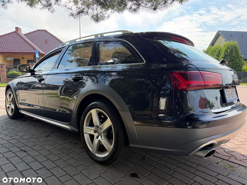 Audi A6 Allroad - 16