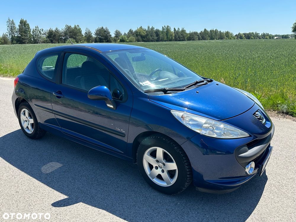 Peugeot 207 1.4 16V Trendy - 12
