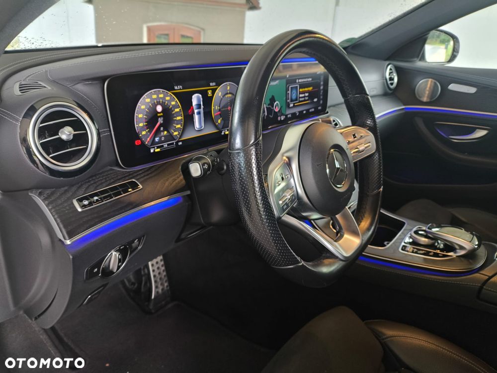 Mercedes-Benz Klasa E 400 d 4-Matic 9G-TRONIC - 13
